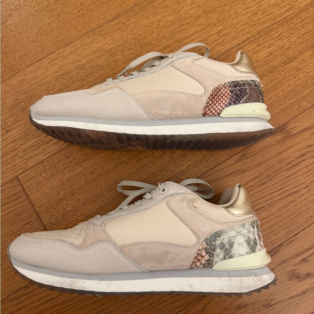 Hoff City sneakers